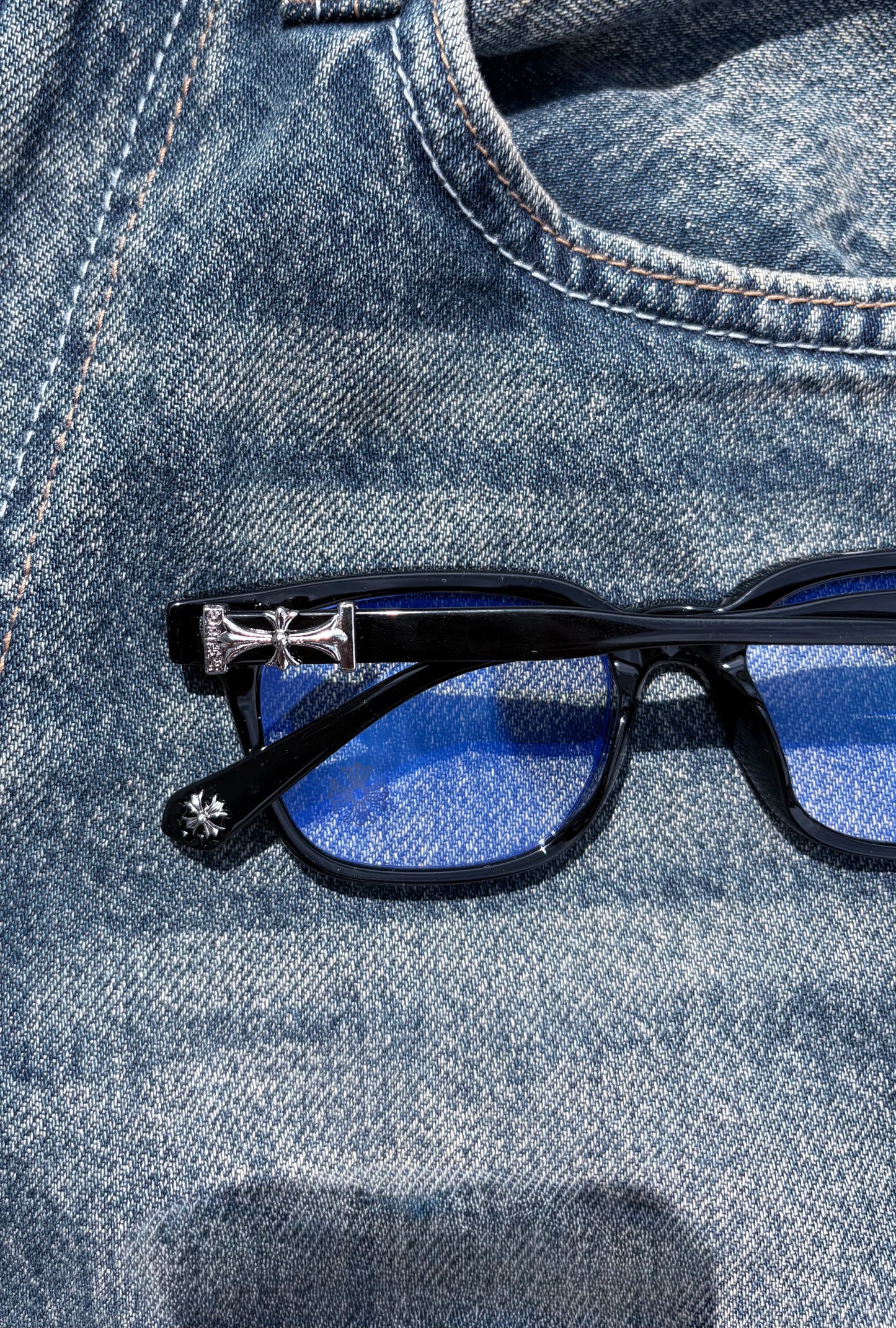 Verzux Black Chrome Glasses™️